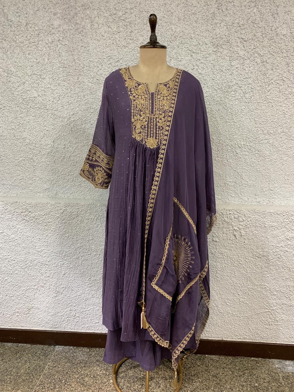 Embroidered Suit Set-main