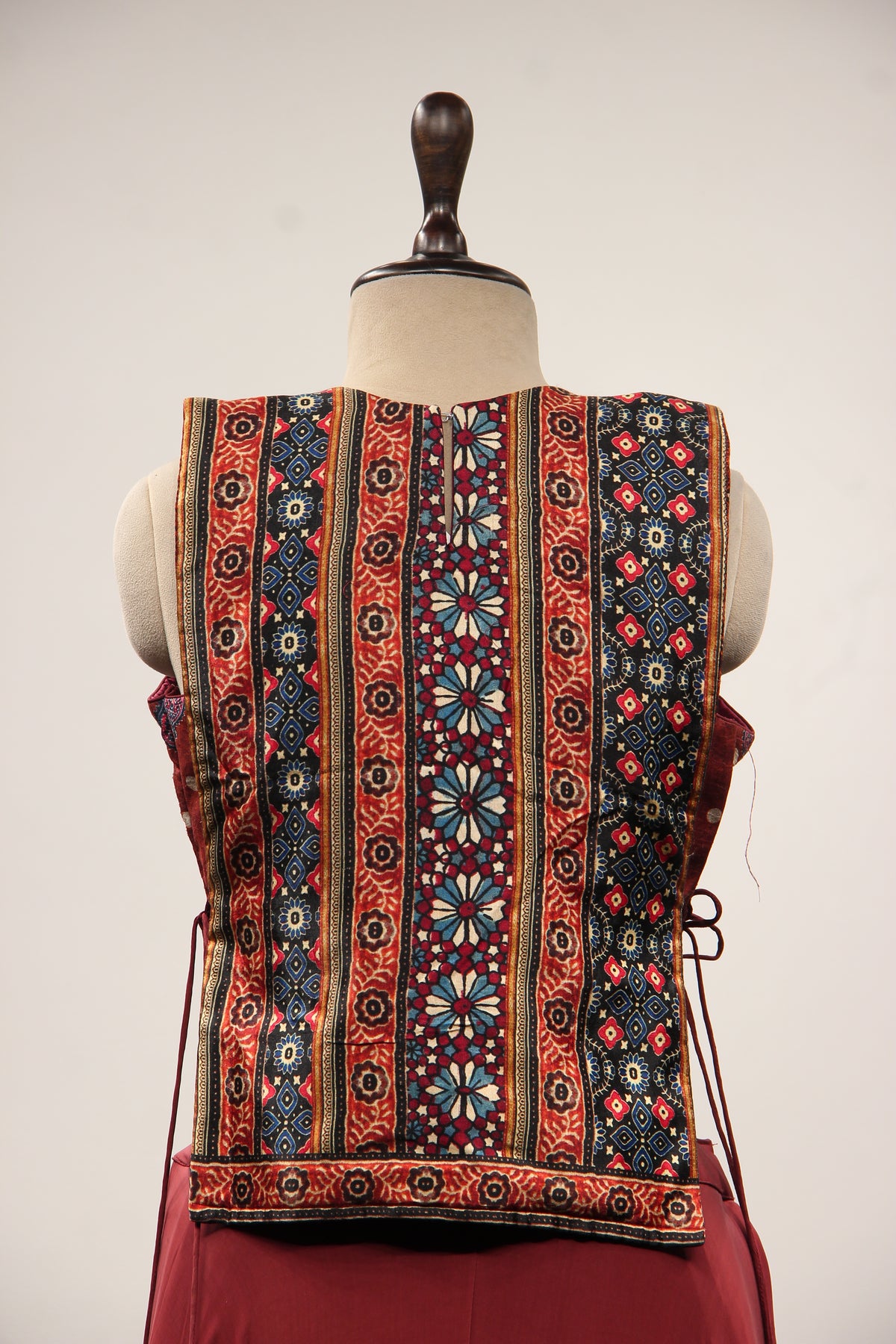 Maroon Crepe Indo Western Poncho Palazzo with Mirror & Zari Handwork – back close-up