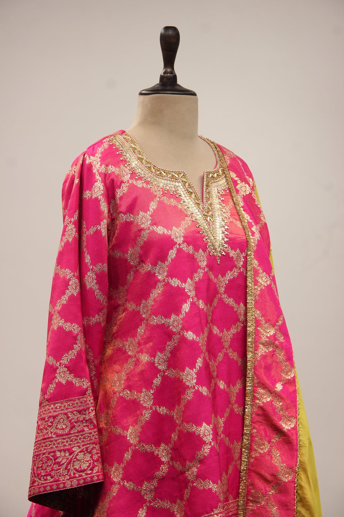 Rani Banarasi Brocade Farshi Suit with Sequin & Zardozi Handwork – other side close-up