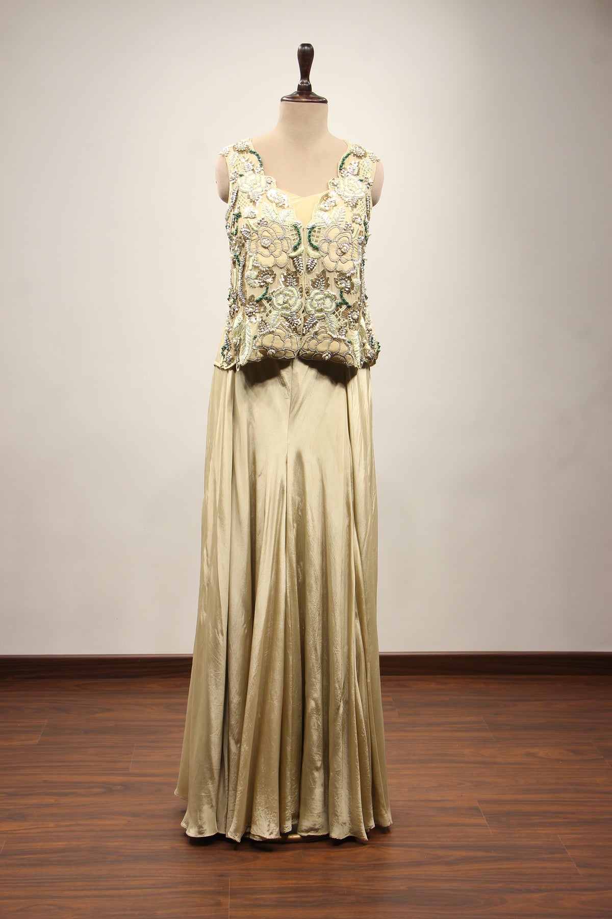 Gold Tissue Long Top Indo Western with Hand Embroidery & Resham – front view