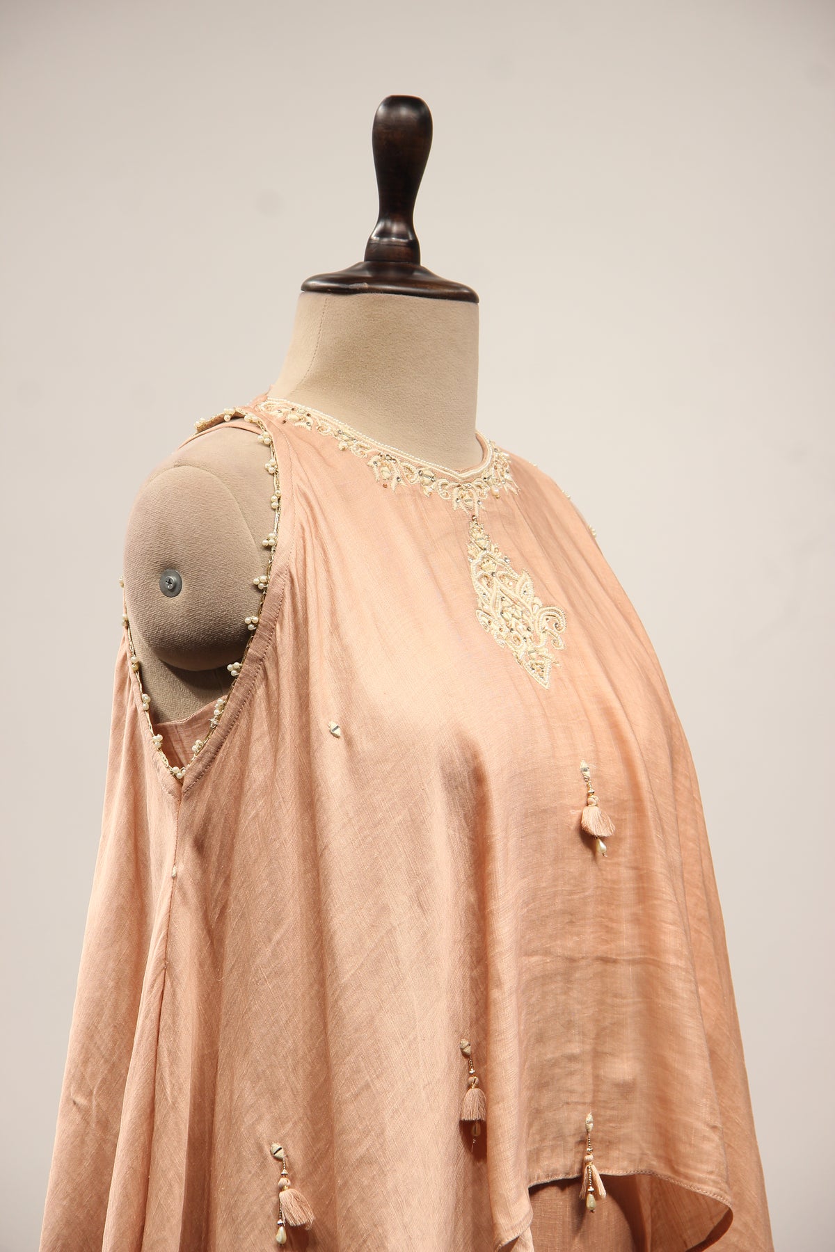 Peach Chanderi Long Top Indo Western with Mirror & Resham Handwork – other side close-up