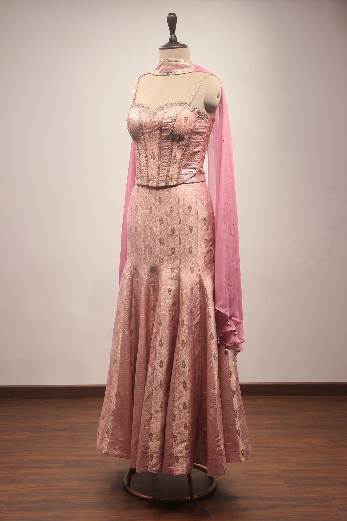 Peach Tissue Embellished Corset Blouse Fish Cut Indowestern Set with Choker Dupatta