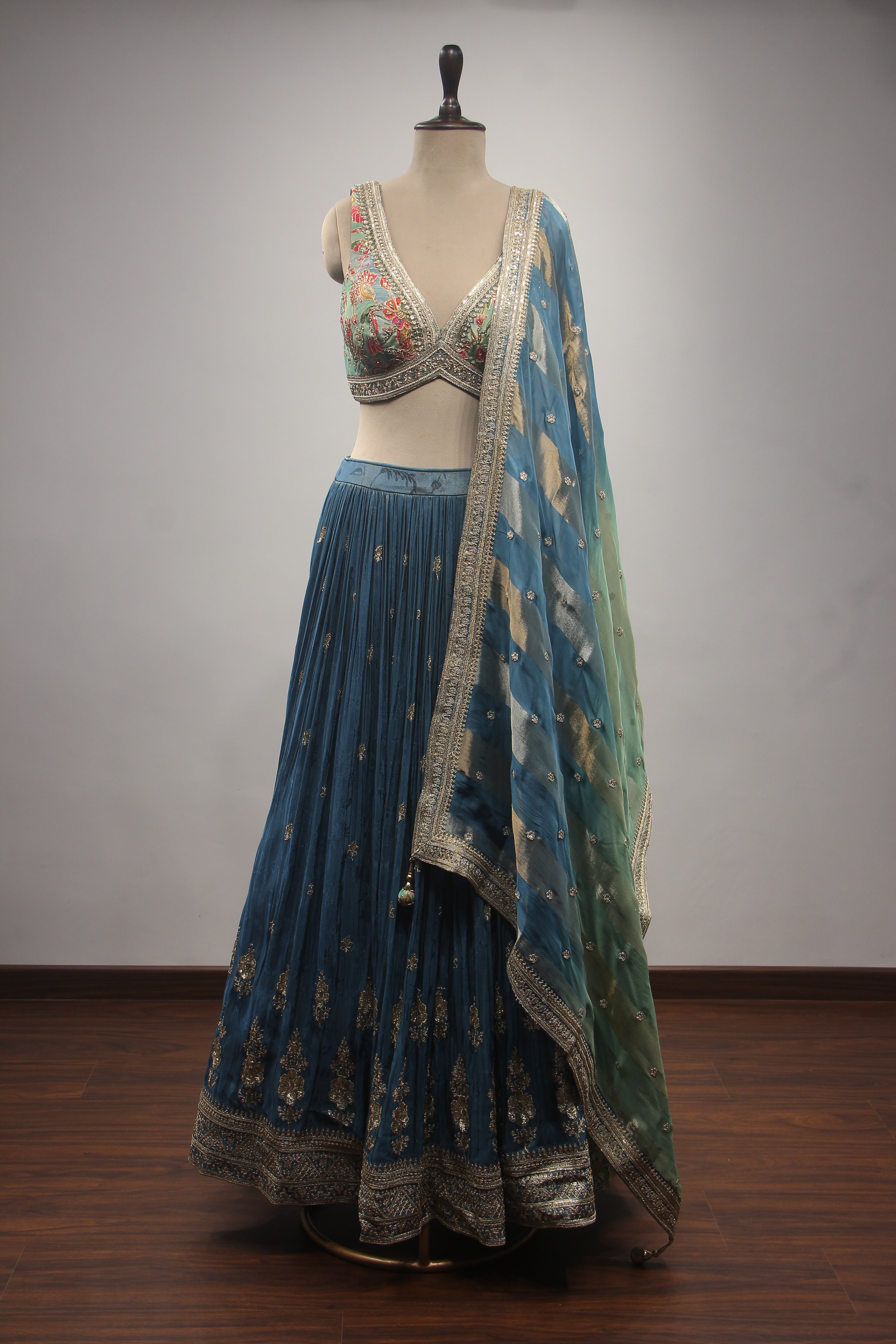 Ready to wear saree with handwork blouse