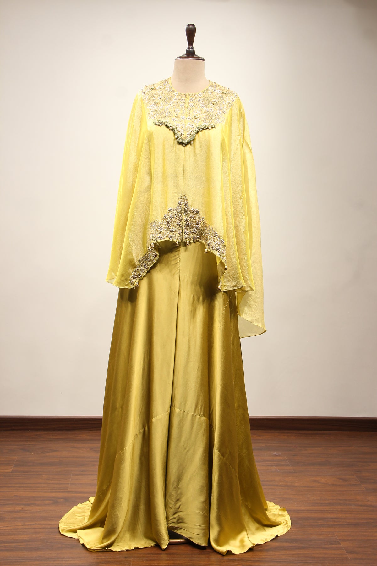 Green Shimmer Tissue Kaftan Indo Western with Hand Embroidery & Beads – front view