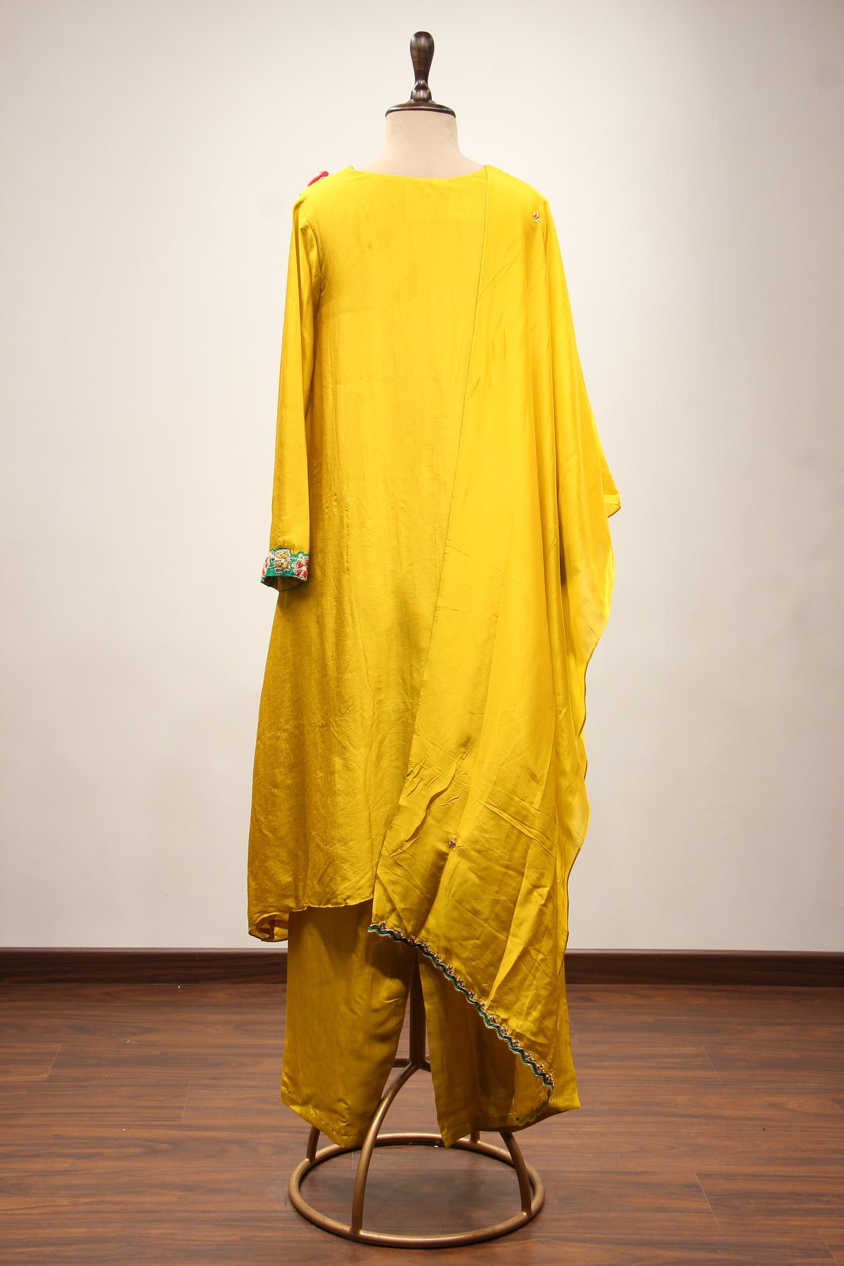 Yellow Crepe Kurti Pant Suit with Resham & Zari Handwork Paisley Yoke – back view