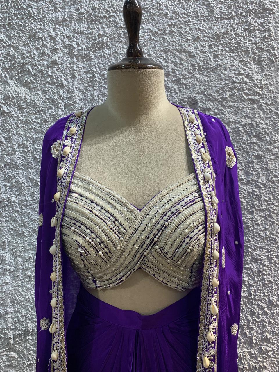 Indo-Western shurg embroidred work blouse-focus