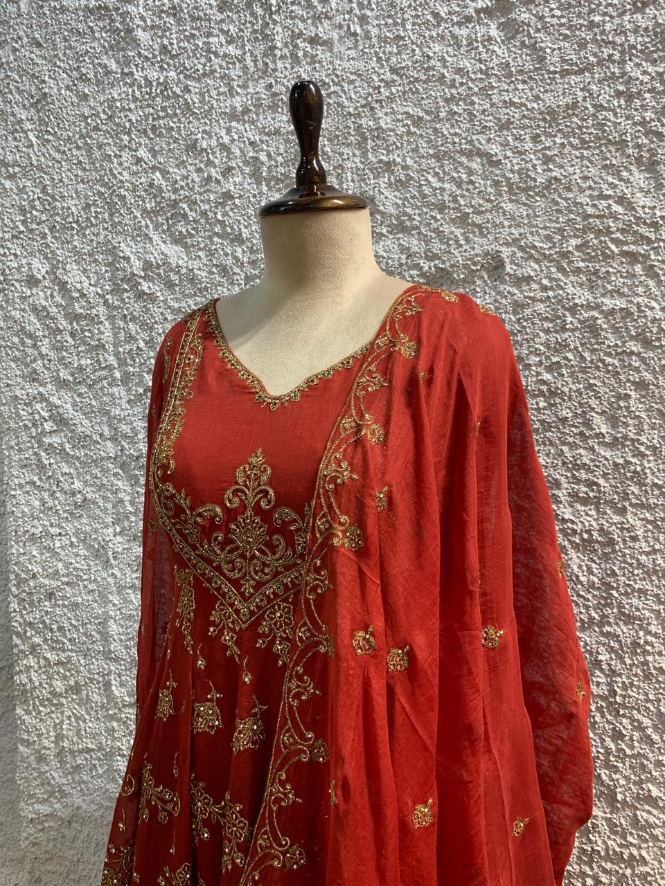 anarkali suit embroidred malmal-side