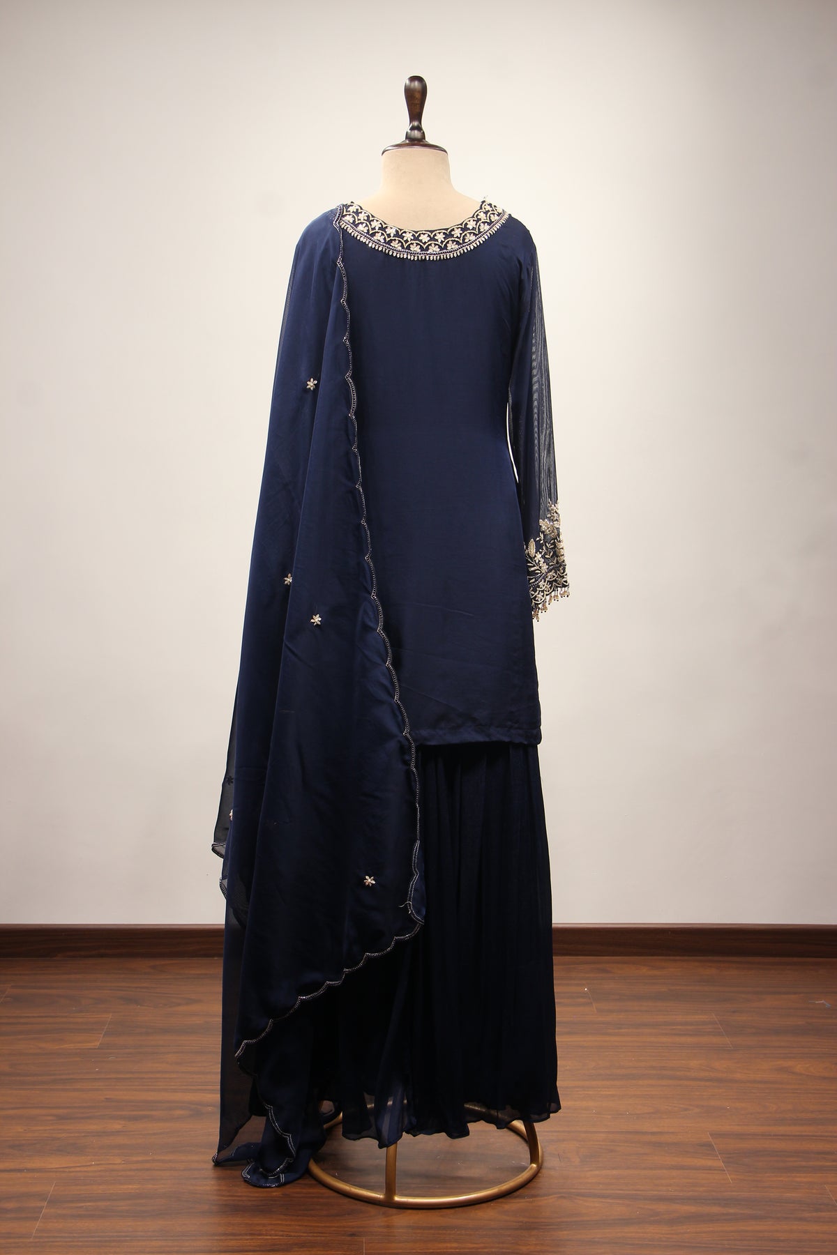 Organza Sharara with Cut Dana & Zardozi Handwork Full Sleeves