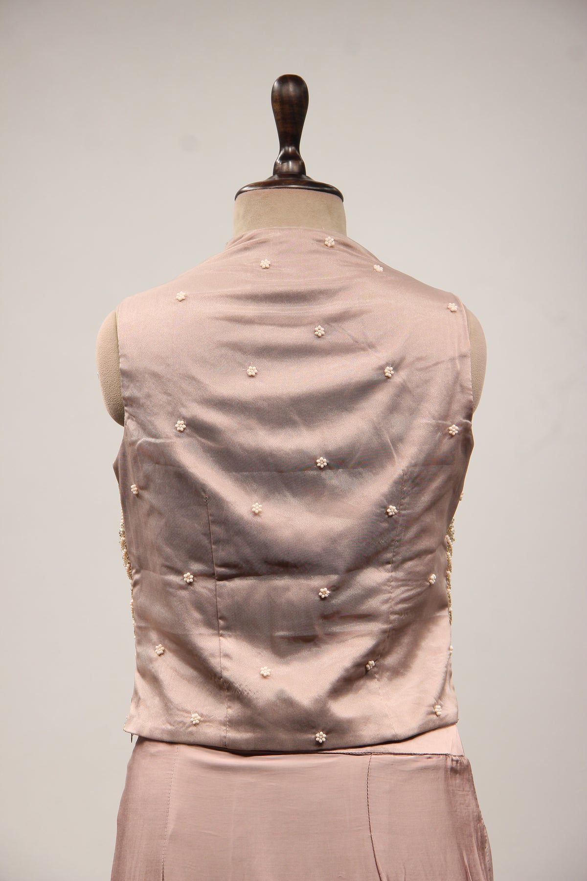 Rose Gold Crepe Long Top Indo Western with Mirror & Cut Dana Handwork – back close-up