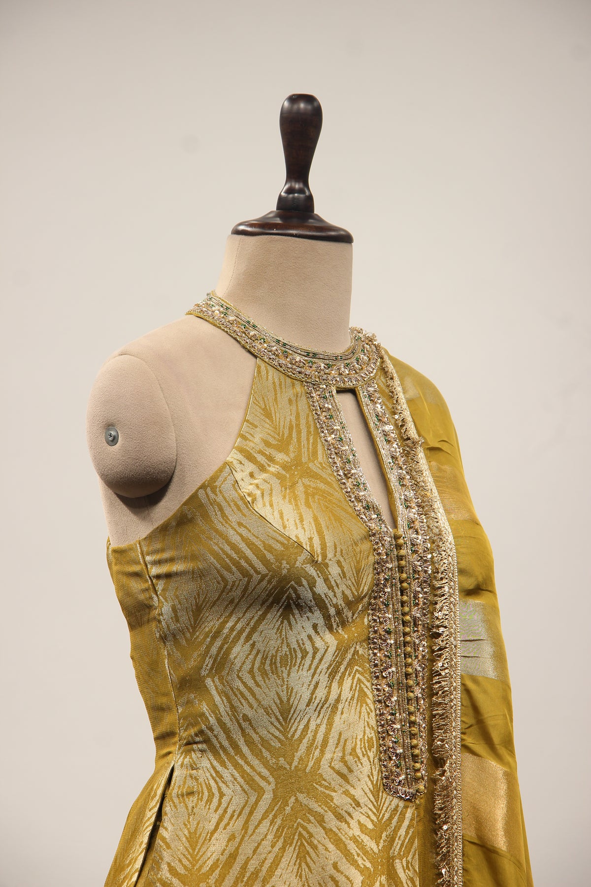 Mehendi Banarasi Brocade Pant Suit with Zardozi & Cut Dana Handwork – side close-up