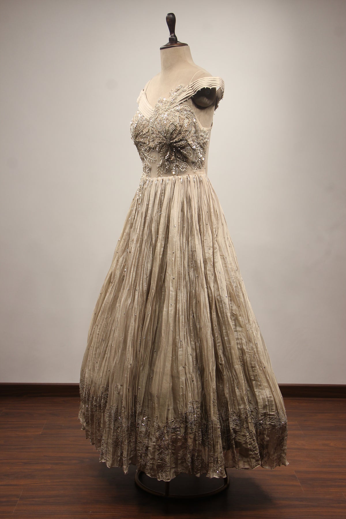 Grey Tissue Off-Shoulder A-Line Gown with Sequin & Cut Dana Handwork – side view