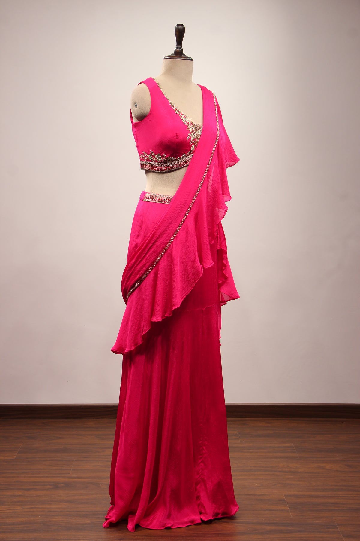 Crepe Ruffle Drape Saree with Zardozi & Bead Handwork V-Neck Crop Top in Pink – other side view