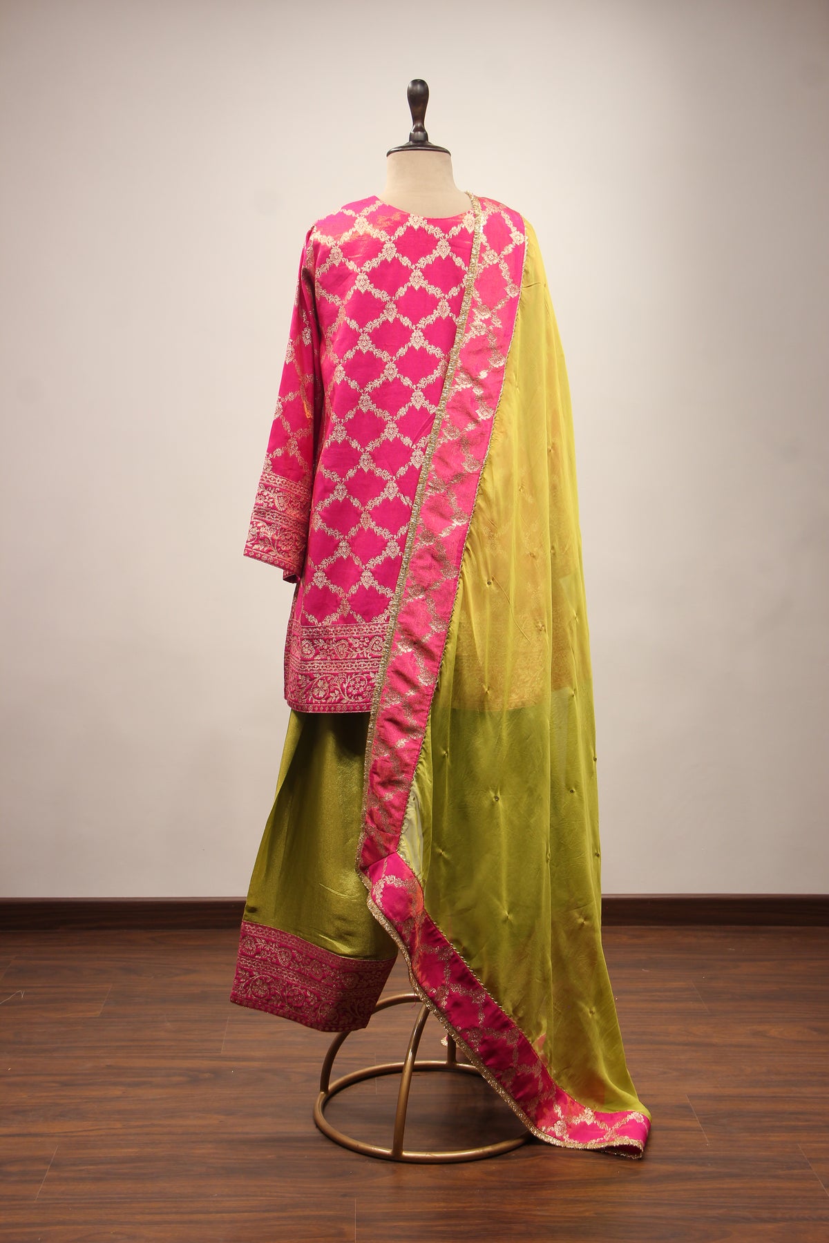 Rani Banarasi Brocade Farshi Suit with Sequin & Zardozi Handwork – back view