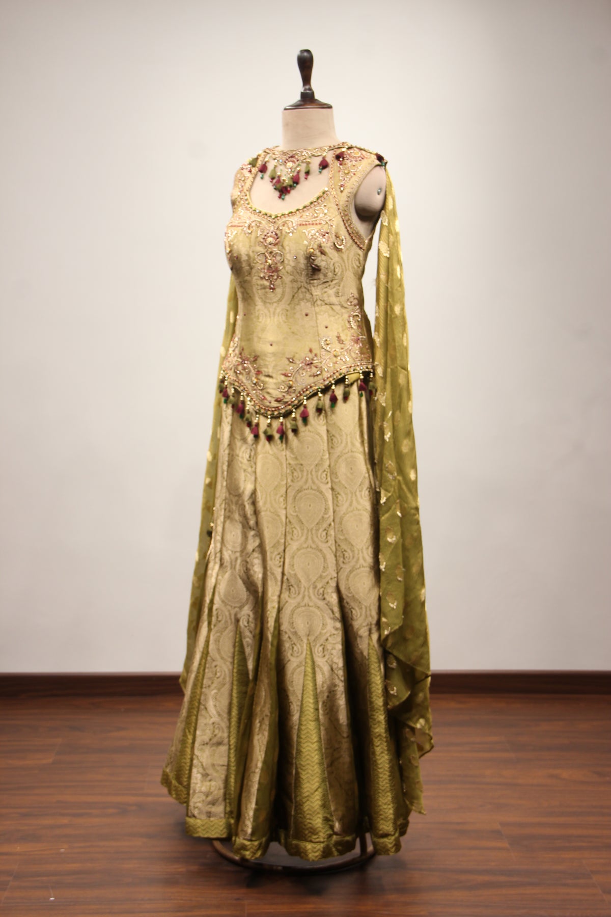Mehendi Banarasi Brocade Indo Western with Hand Embroidery & Cut Dana – other side view