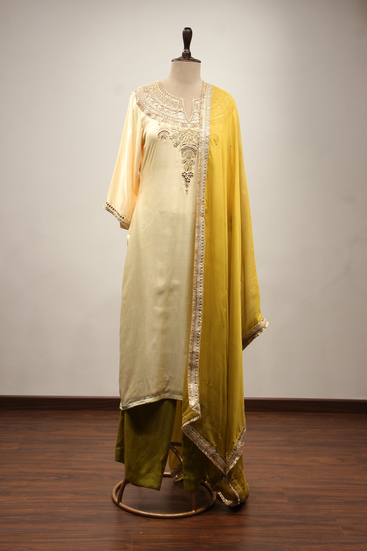Cream Satin Pant Suit with Hand Embroidery & Gota Patti Handwork Yoke – front view