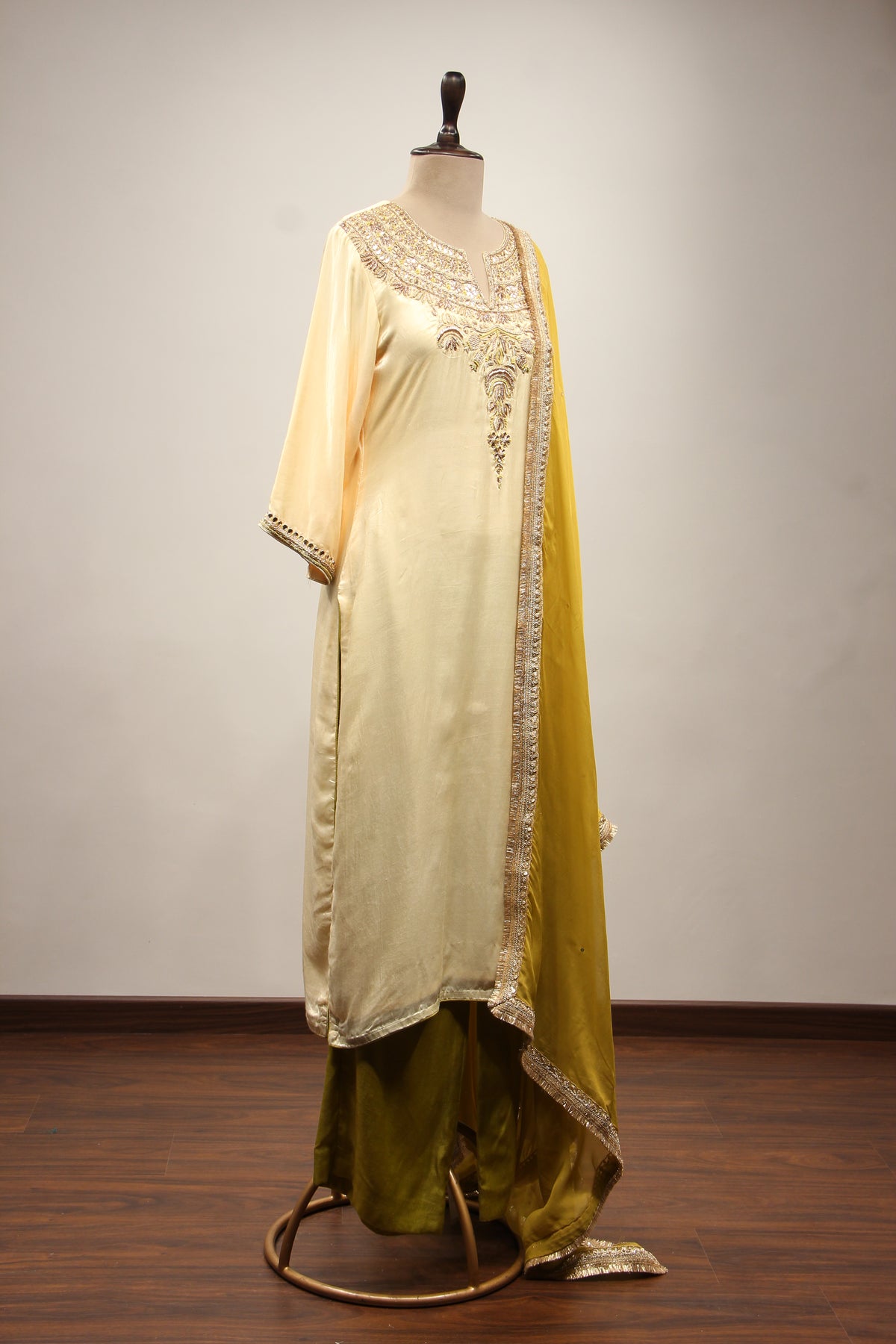 Cream Satin Pant Suit with Hand Embroidery & Gota Patti Handwork Yoke – other side view