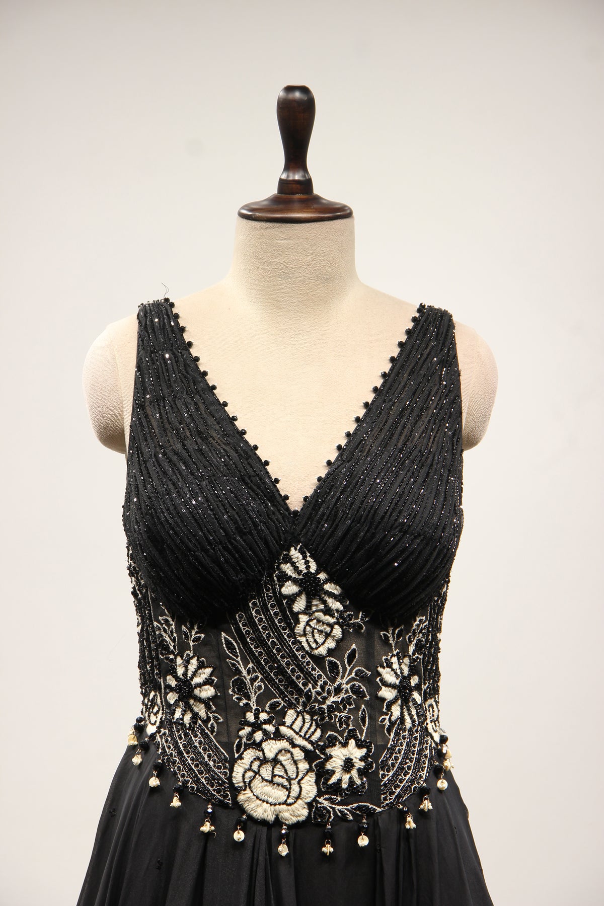 Organza Floor Length Gown with Hand Embroidery & Resham Handwork in Black – front close-up