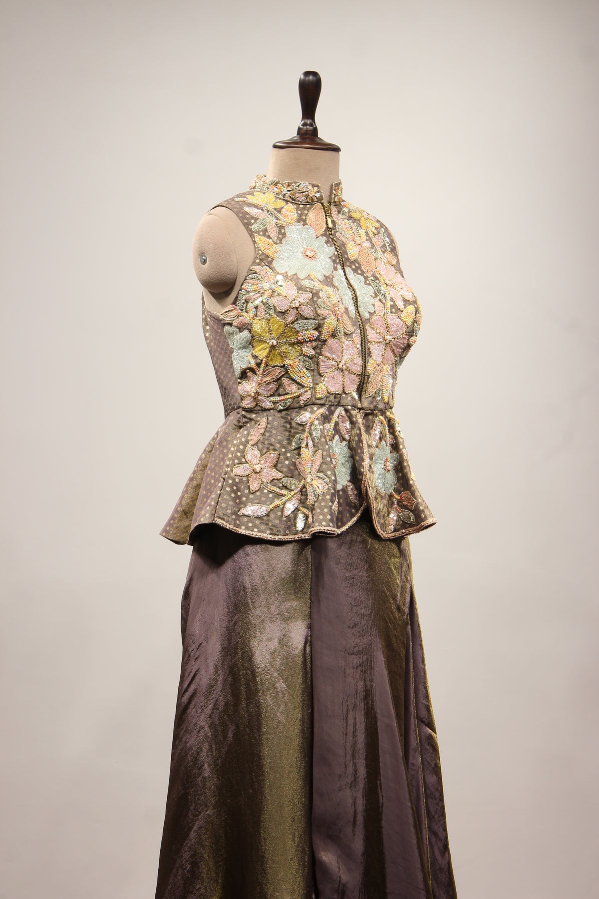 Brown Shimmer Tissue Indo Western Peplum, Cut Dana & Sequin Handwork – other side close-up
