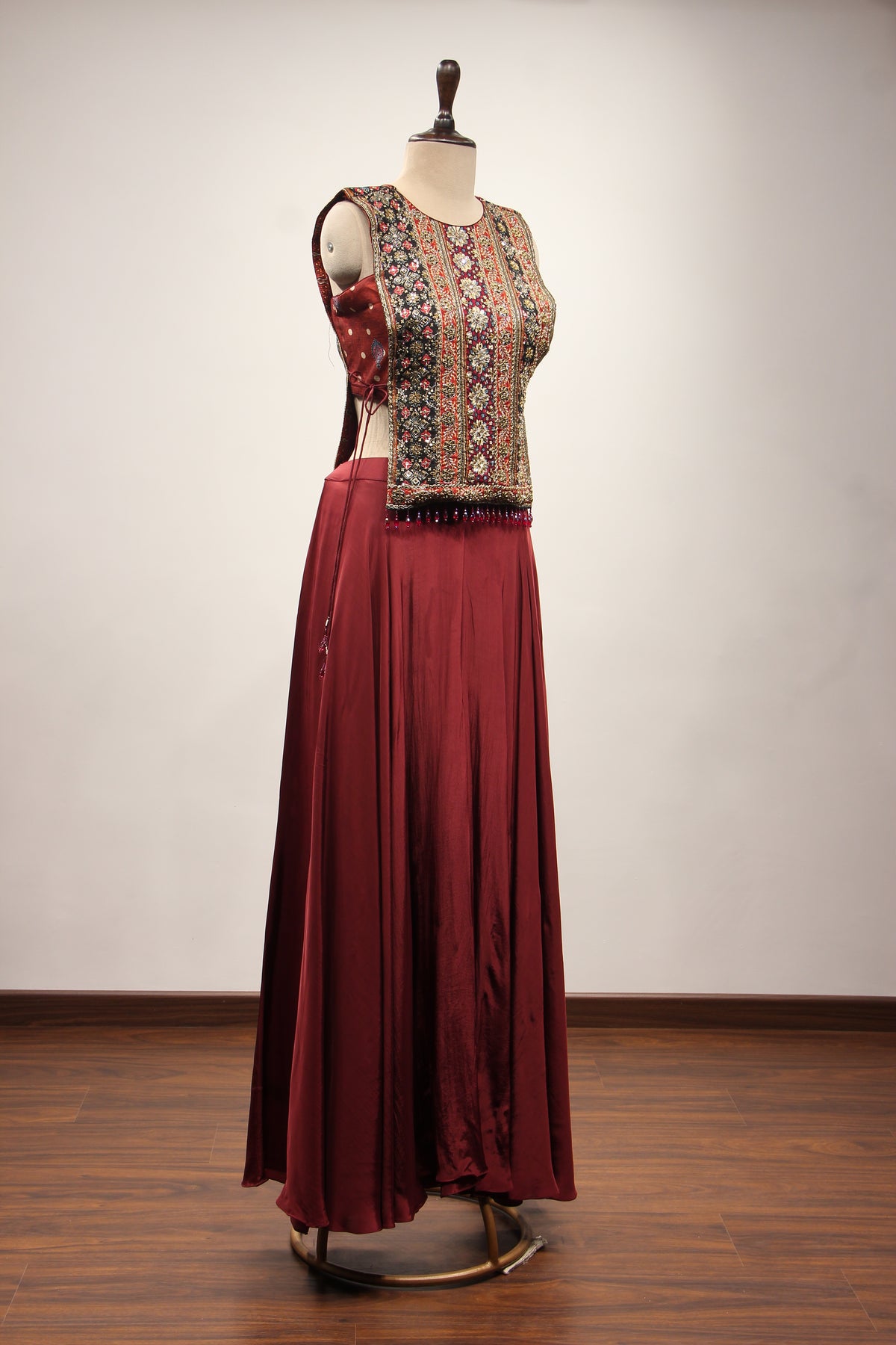 Maroon Crepe Indo Western Poncho Palazzo with Mirror & Zari Handwork – other side view