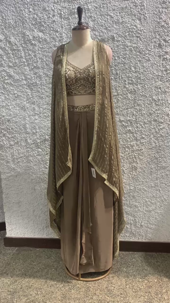 Indo-Western shrug embroidred blouse-video