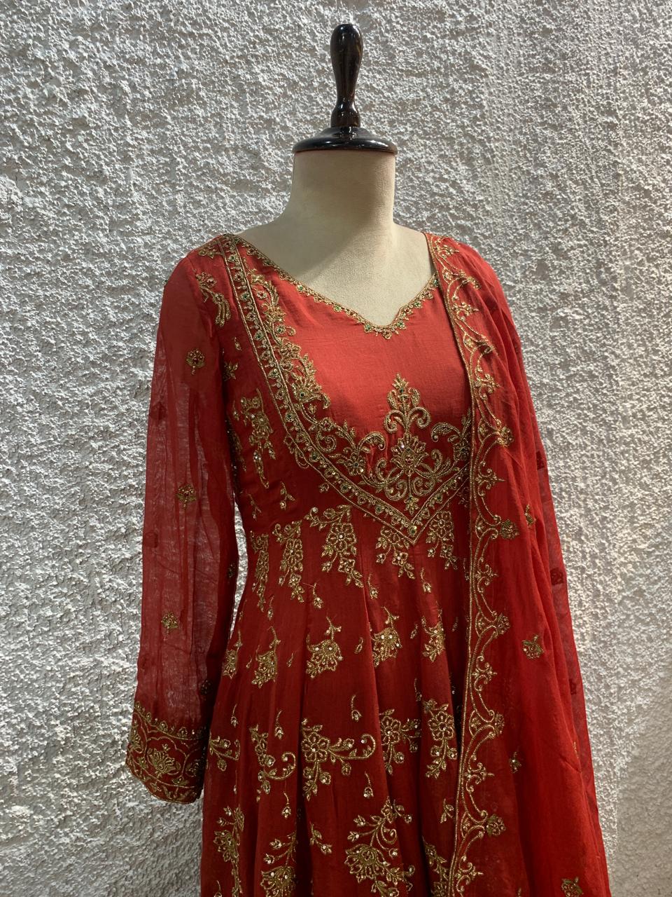 anarkali suit embroidred malmal-side