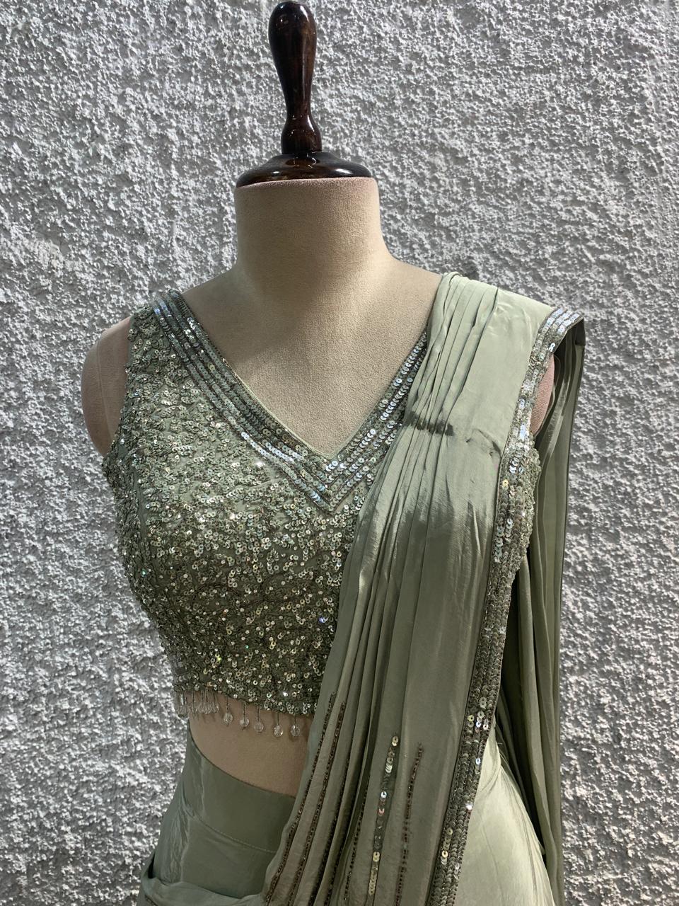 embroidery drape saree with handwork blouse-focus